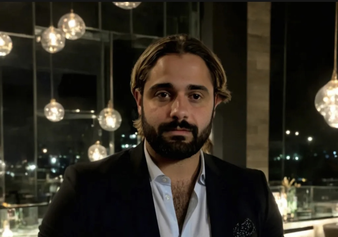 Felix — Operations & Launch